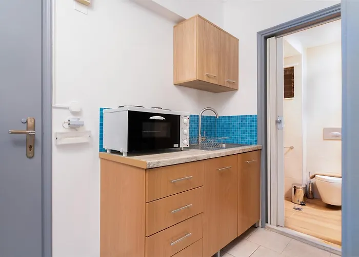 Amarantios Apartman *