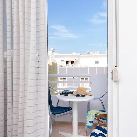 Amarantios Lägenhet *